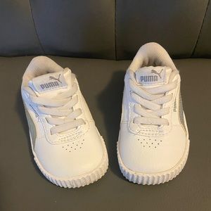 White puma design with silver design